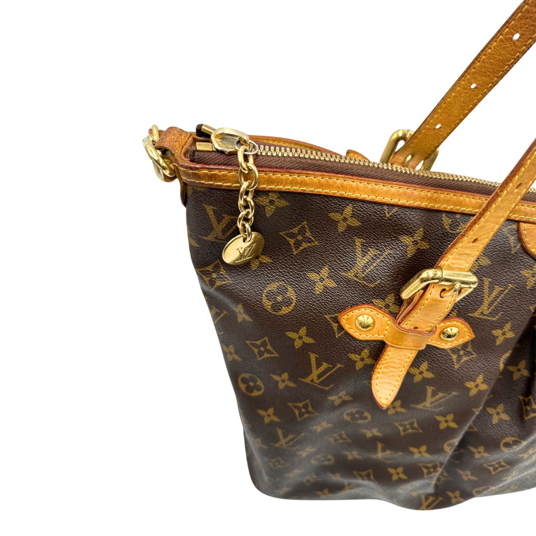 Borsa Palermo GM Louis Vuitton in canvas marrone monogram con finiture in vacchetta naturale e parti metalliche dorate. Originale, usato, di lusso, in ottime condizioni.