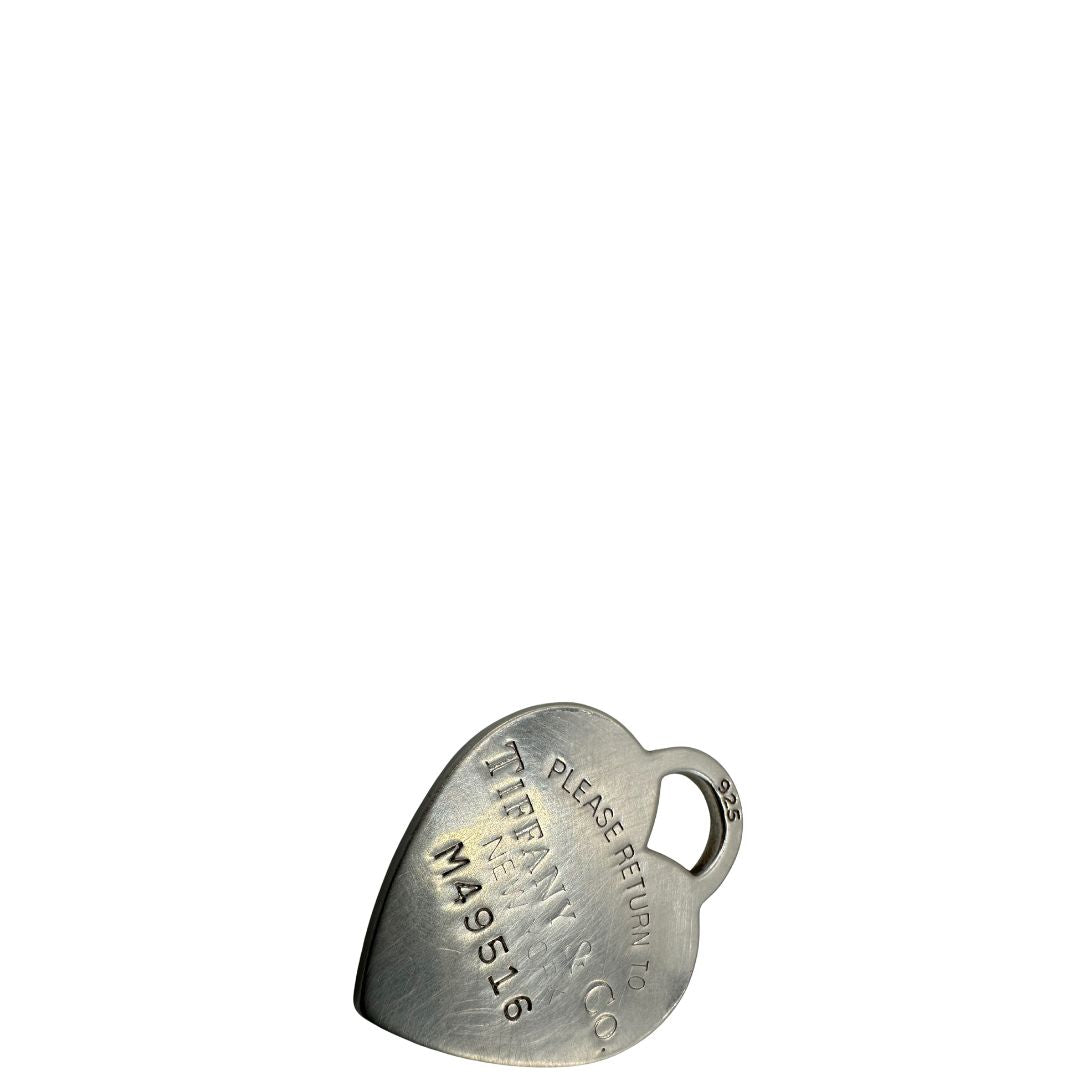 Ciondolo Tiffany&Co. della collezione Return To Tiffany in argento 925. Completo di sacchetto antipolvere, di lusso, originale, ottime condizioni.