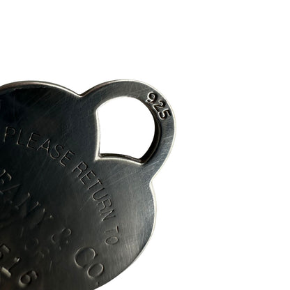 Ciondolo Tiffany&Co. della collezione Return To Tiffany in argento 925. Completo di sacchetto antipolvere, di lusso, originale, ottime condizioni.