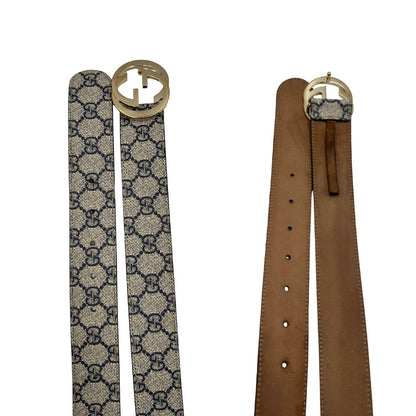 Cintura Gucci in canvas beige con monogram GG blu e parti metalliche dorate. Full set, di lusso, originale, ottime condizioni.