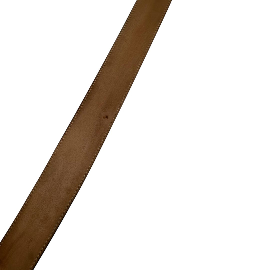 Cintura Gucci in canvas beige con monogram GG blu e parti metalliche dorate. Full set, di lusso, originale, ottime condizioni.