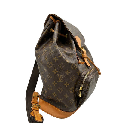 lato Zaino LV in canvas marrone monogram con finiture in vacchetta naturale e parti metalliche dorate; munito di due bretelle in tessuto tono su tono. Completo di dustbag, di lusso, originale, ottime condizioni. 