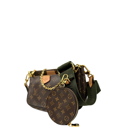 Multi Pochette Accessoires Louis Vuitton in canvas marrone monogram con dettagli in vacchetta naturale, manico in catena dorata e tracolla in tessuto Jacquard verde kaki. Dotata del classico mini portamonete rotondo, rimovibile. Full set, di lusso, originale, ottime condizioni 