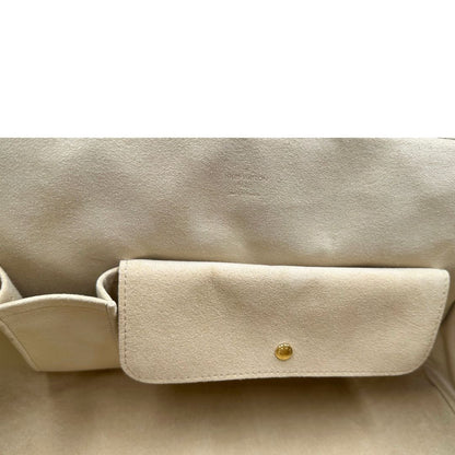 Interno di una Borsa Beverly LV in canvas marrone monogram, finiture in vacchetta naturale e metalleria dorata. Indossabile a spalla oppure a mano. Originale, usata, di lusso, in ottime condizioni.