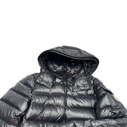  Piumino Moncler in 100 % poliammide nero munito di cappuccio, di lusso, originale, ottime condizioni, usato.