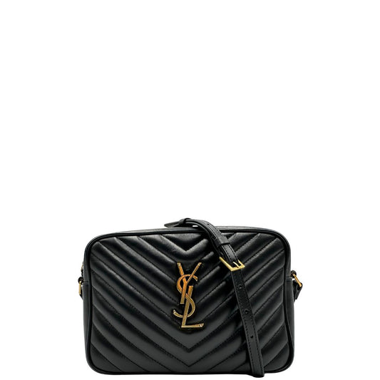 front Tracolla Saint Laurent in pelle nera trapuntata con parti metalliche dorate; impreziosita da logo Cassandre sul front. Indossabile a tracolla. Completa di dustbag, di lusso, originale, ottime condizioni. 