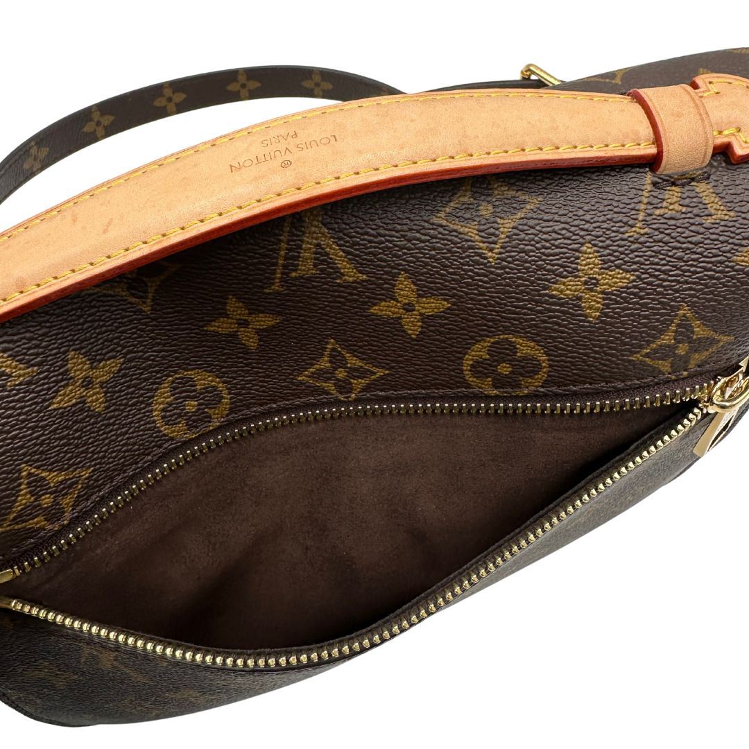 interno Borsa Louis Vuitton Métis in canvas marrone monogram con dettagli in vacchetta naturale e parti metalliche dorate. Munita di un manico singolo e una tracolla regolabile e amovibile. Dotata di scatola e dustbag, di lusso, originale, ottime condizioni. 