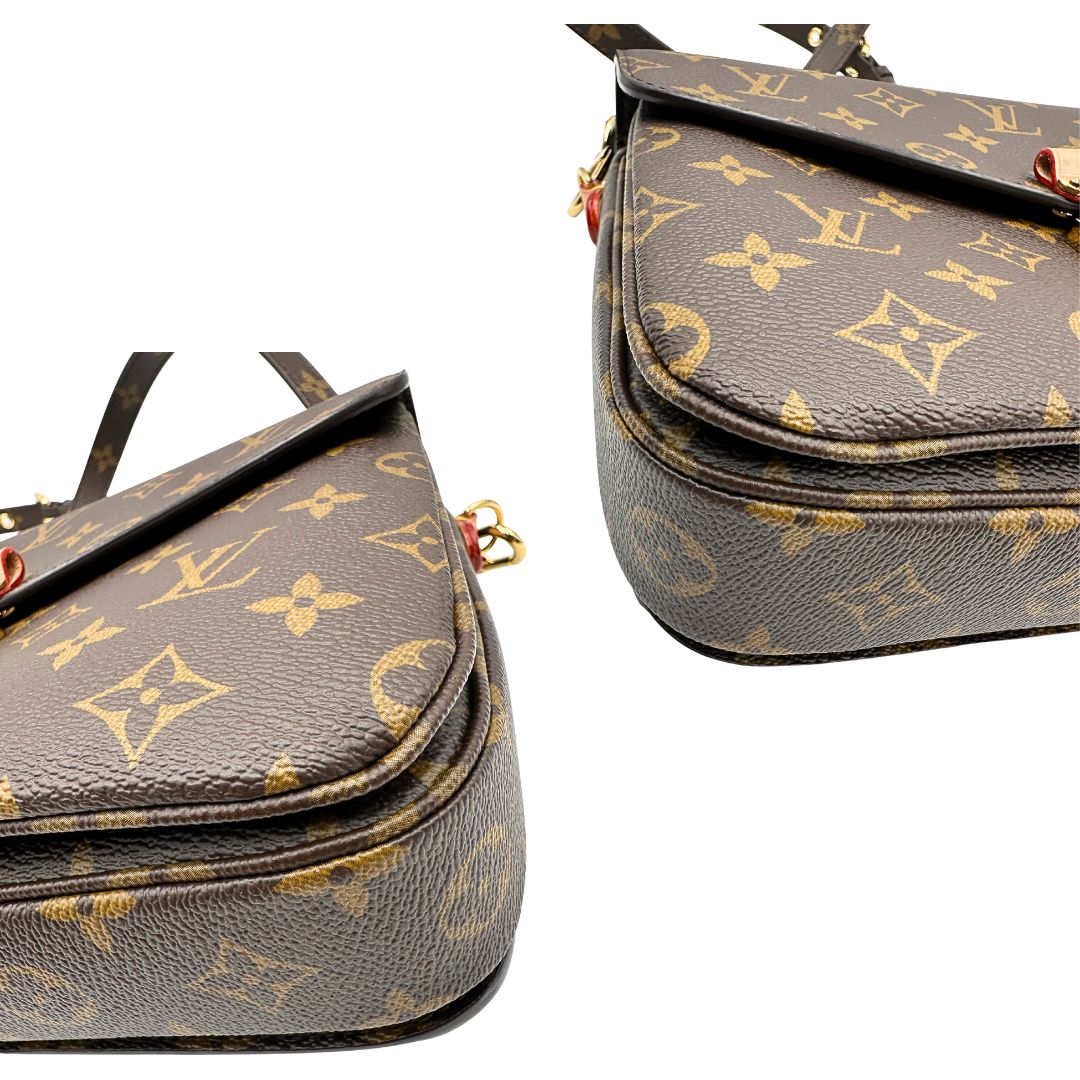 angoli Borsa Louis Vuitton Métis in canvas marrone monogram con dettagli in vacchetta naturale e parti metalliche dorate. Munita di un manico singolo e una tracolla regolabile e amovibile. Dotata di scatola e dustbag, di lusso, originale, ottime condizioni. 