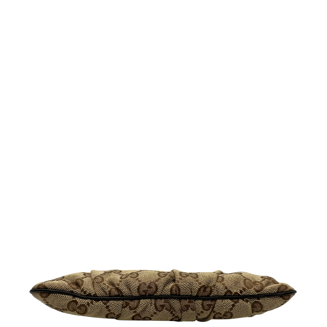 base Pochette Gucci in tessuto Gucci in tessuto GG beige con finiture in pelle marroni e parti metalliche dorate; munita di un polsino, da portare a mano. Completa di corredo, di lusso, originale, ottime condizioni. 