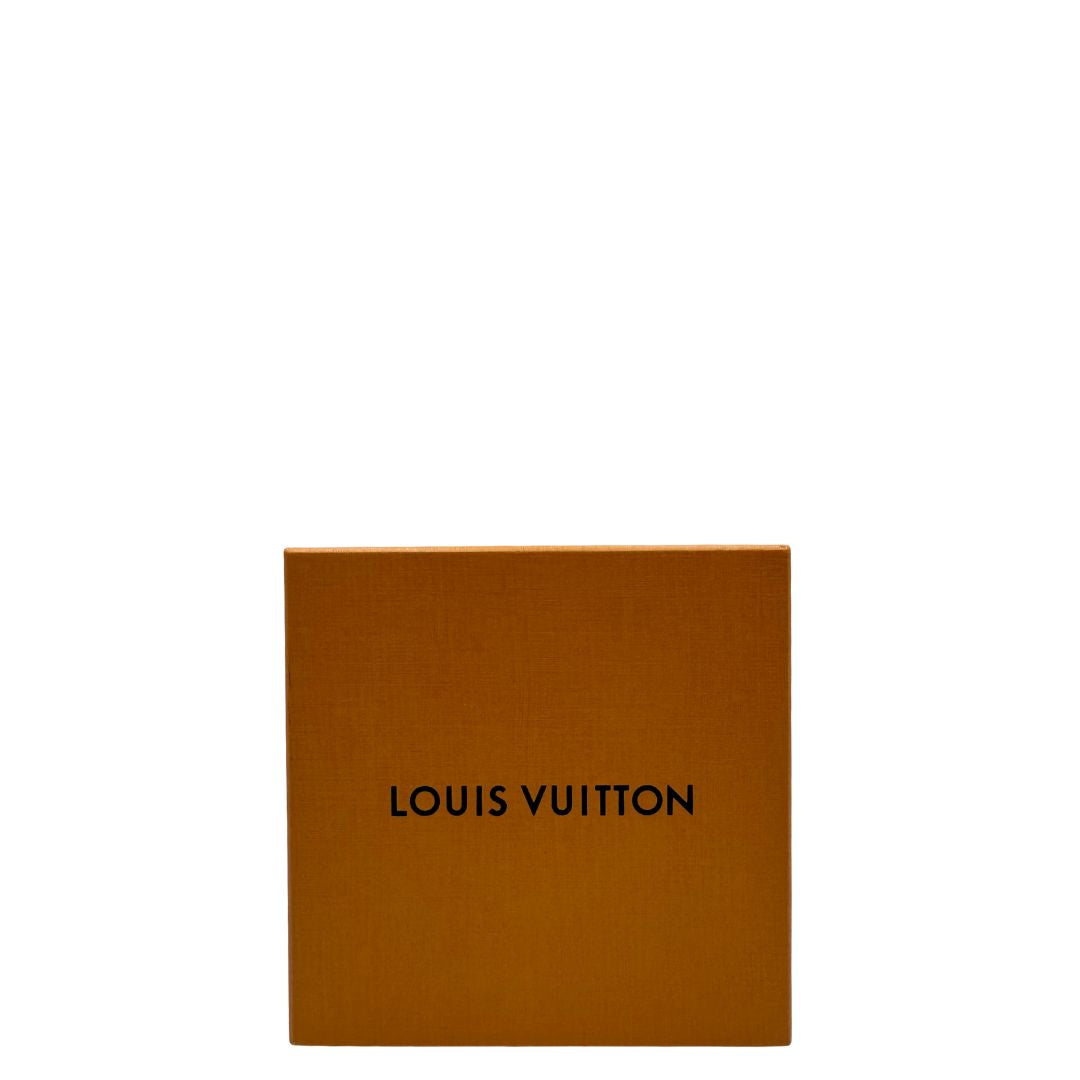 Portafoglio Louis Vuitton in canvas marrone monogram con parti metalliche dorate. Completo di scatola, di lusso, originale, ottime condizioni.