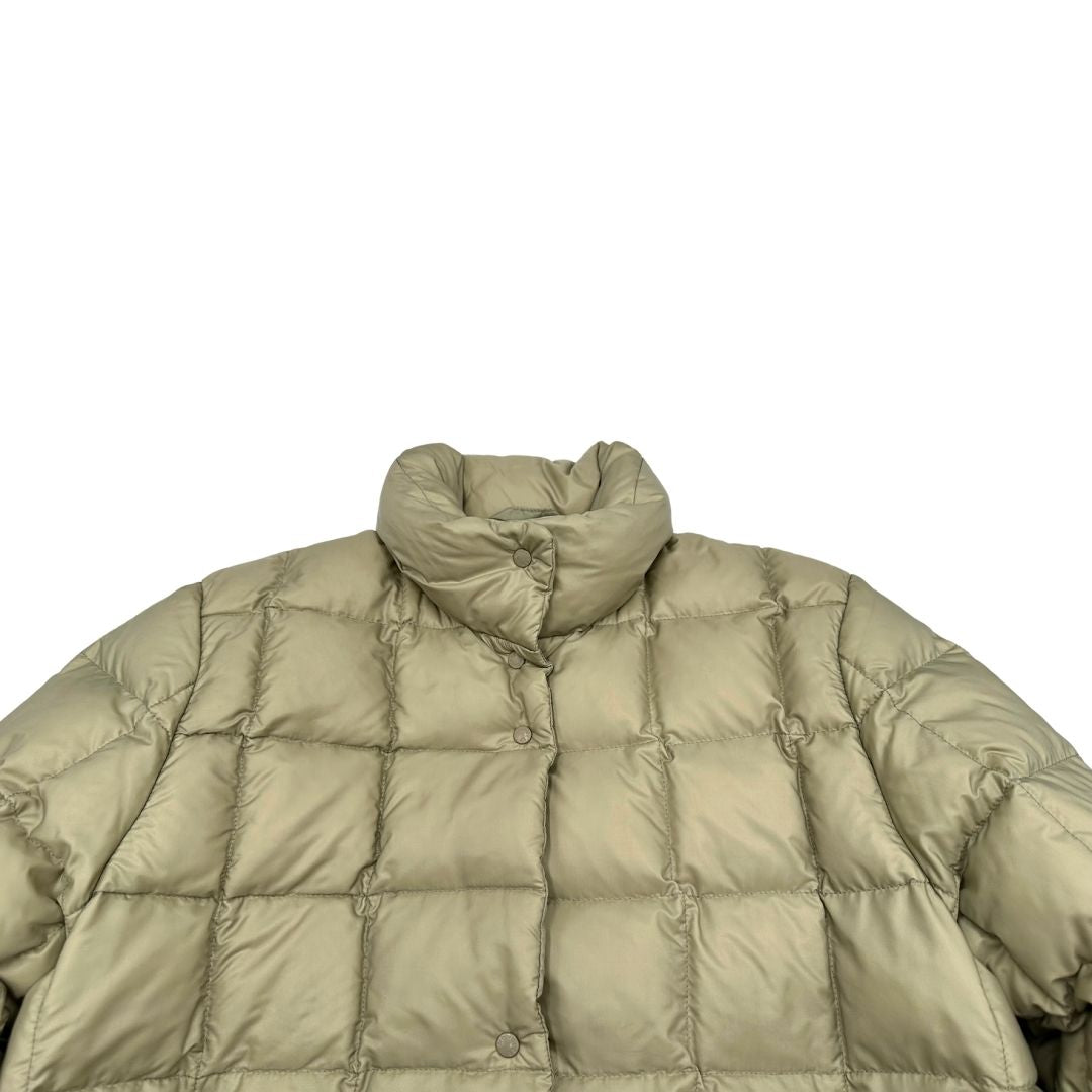 Piumino Moncler trapuntato beige in 100% poliammide, di lusso, originale, ottime condizioni.