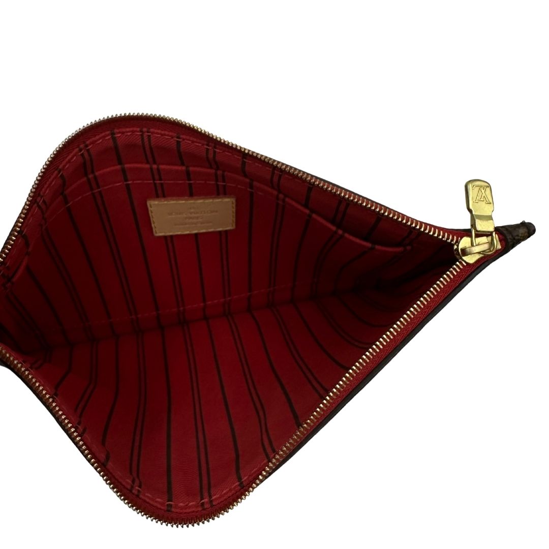 interno pochette 