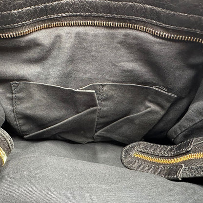 interno Borsa Balenciaga in pelle crinkled nera con parti metalliche dorate; munita di doppi manici stondati con trama a intreccio e una tracolla amovibile e regolabile. Completa di dustbag, di lusso, originale, ottime condizioni 