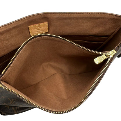 interno Cartella Louis Vuitton in canvas marrone monogram e parti metalliche dorate. Munita di una tracolla in tessuto regolabile, di lusso, originale, ottime condizioni, usata.