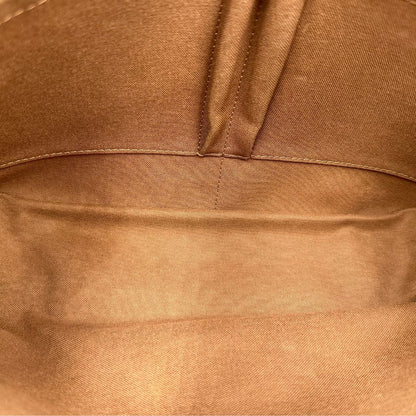 interno Cartella Louis Vuitton in canvas marrone monogram e parti metalliche dorate. Munita di una tracolla in tessuto regolabile, di lusso, originale, ottime condizioni, usata.