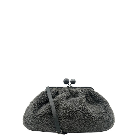 front Borsa Max Mara in poliestere grigio effetto lana con parti metalliche effetto renio; munita di una tracolla in catena amovibile con spallaccio in pelle. Completa di dustbag, di lusso, originale, ottime condizioni, usata. 