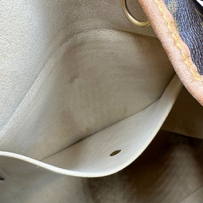 interno Borsa Louis Vuitton in canvas marrone monogram con finiture in vacchetta naturale e parti metalliche dorate; munita di un manico singolo leggermente regolabile, di lusso, originale, ottime condizioni, usata. 