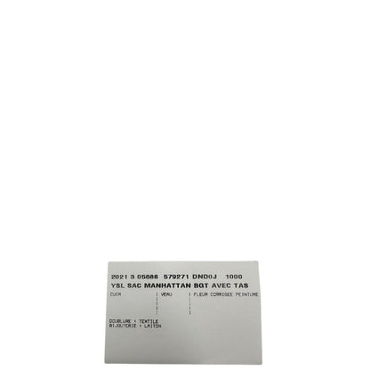 Borsa Saint Laurent in pelle nera in trama cocco con parti metalliche dorate. Munita di una tracolla regolabile con fibbia. Originale, usata, di lusso, in ottime condizioni.