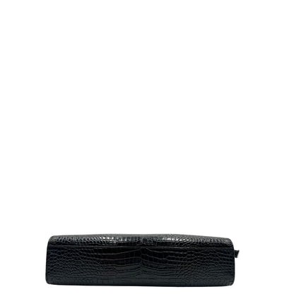 Base di una Borsa Saint Laurent in pelle nera in trama cocco con parti metalliche dorate. Munita di una tracolla regolabile con fibbia. Originale, usata, di lusso, in ottime condizioni.