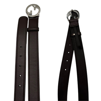 Cintura Gucci in pelle marrone con parti metalliche argentate. Munita di dustbag, di lusso, originale, ottime condizioni, usata.