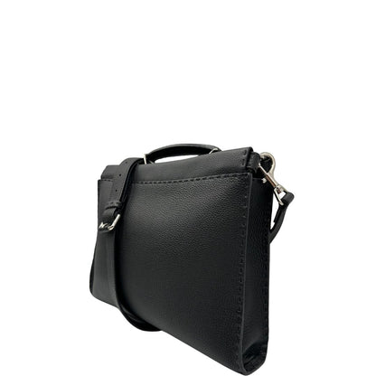 lato Cartella Fendi in cuoio romano nero con parti metalliche argentate; munita di un manico singolo e una tracolla amovibile, di lusso, originale, usata. 