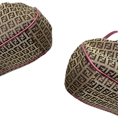 angoli Borsa Fendi in tessuto color tabacco trama Zucchino con finiture in pelle rosa e parti metalliche dorate; munita di un manico singolo, indossabile a spalla, di lusso, originale, ottime condizioni. 