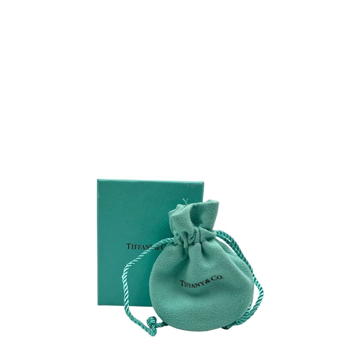 Bracciale Tiffany&Co. in argento 925 con ciondolo quadrifoglio. Full set, di lusso, originale, ottime condizioni, usato.