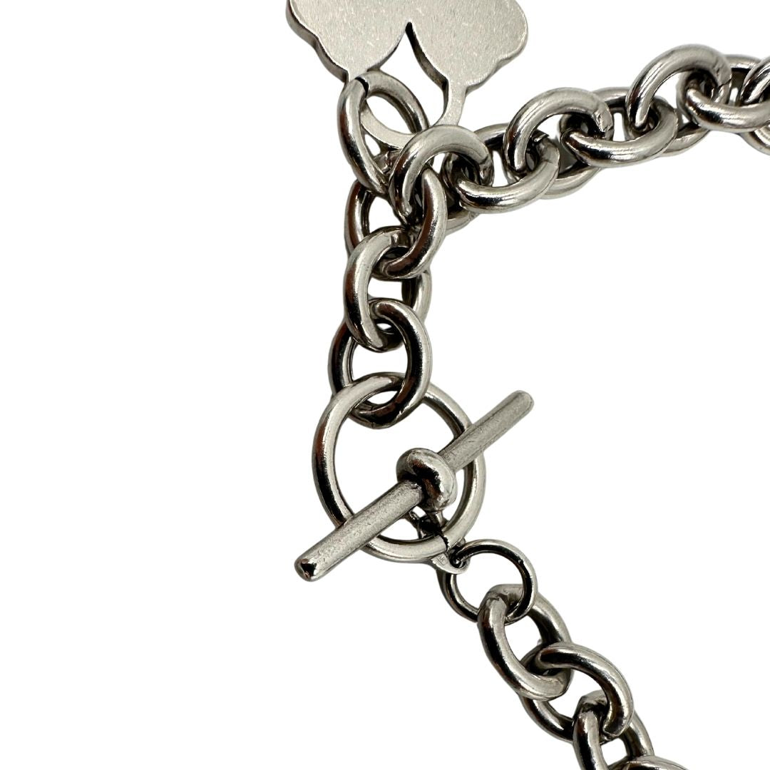 Bracciale Tiffany&Co. in argento 925 con ciondolo quadrifoglio. Full set, di lusso, originale, ottime condizioni, usato.