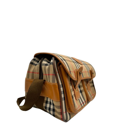 lato Borsa Burberry in tessuto beige tartan con finiture in pelle color cognac e parti metalliche dorate; munita di un manico regolabile in tessuto, di lusso, ottime condizioni, usata. 