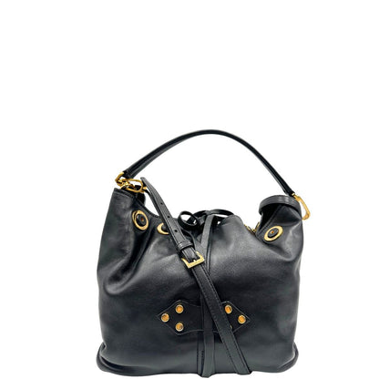 front Borsa Miu Miu in pelle nera con parti metalliche dorate; munita di un manico singolo e una tracolla amovibile e regolabile. Completa di dustbag, di lusso, originale, ottime condizioni, usata 