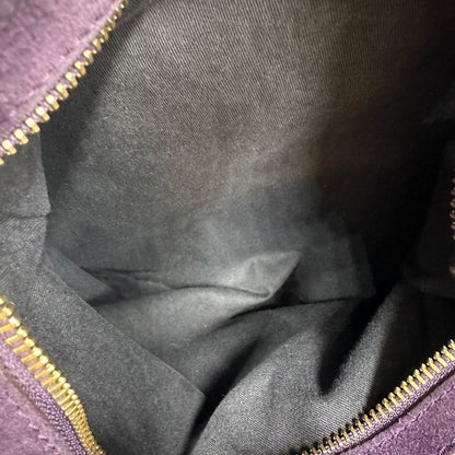 nterno Borsa Nightingale Givenchy in pelle marrone con parti metalliche dorate; munita di doppi manici e un manico singolo amovibile, da portare a spalla o a mano. Completa di dustbag, di lusso, originale, ottime condizioni, usata 