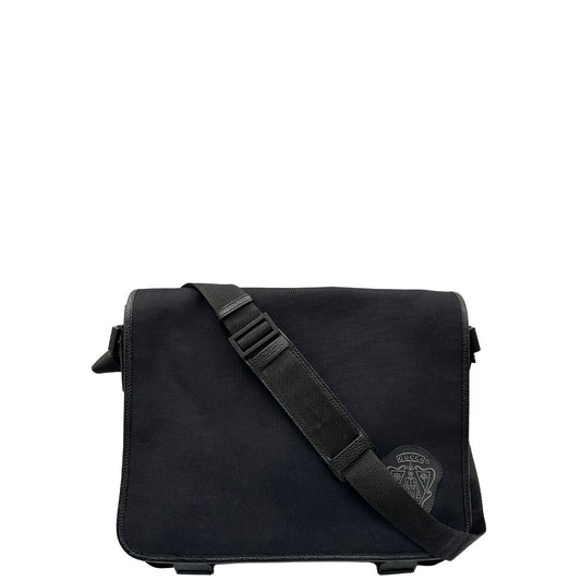 front Borsa Gucci in tessuto nero con finiture in pelle tono su tono; munita di una tracolla in tessuto regolabile, di lusso, originale, ottime condizioni, usata. 