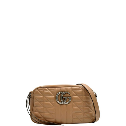 front Borsa Gucci in pelle matelassè rosa con parti metalliche argentate e doppia G sul front; munita di una tracolla amovibile, di lusso, originale, ottime condizioni, usata. 