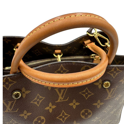 interno  Borsa Louis Vuitton in canvas marrone monogram con finiture in vacchetta naturale e parti metalliche dorate; munita di doppi manici stondati, e una tracolla amovibile, di lusso, originale, ottime condizioni, usata. 