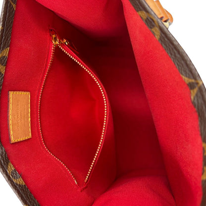 interno Borsa Louis Vuitton in canvas marrone monogram con finiture in vacchetta naturale e parti metalliche dorate; munita di doppi manici stondati e una tracolla amovibile e regolabile. Full set, di lusso, originale, ottime condizioni, usata. 