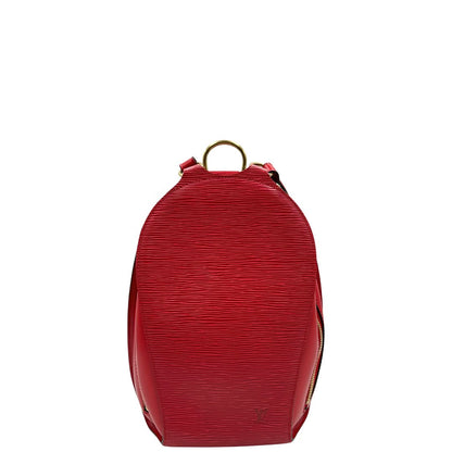 front Zaino Louis Vuitton in pelle epi rossa con parti metalliche dorate; munito di doppie bretelle regolabili e un manico singolo rigido in metallo, di lusso, originale, ottime condizioni, usato. 