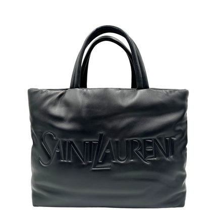 front  Borsa Saint Laurent in pelle nera con maxi logo sul front; munita di doppi manici, indossabile a spalla. Completa di dustbag, di lusso, originale, eccellenti condizioni. 