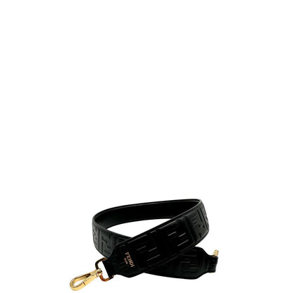 Accessorio tracolla Fendi in pelle nera trama Zucca con parti metalliche dorare. Completa di sacchetto antipolvere e cartellino, di lusso, originale, ottime condizioni, usata.