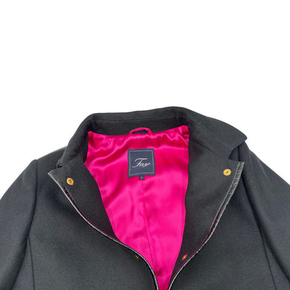  Cappotto Fay nero in 100% lana e dettagli metallici dorati, di lusso, originale, ottime condizioni.