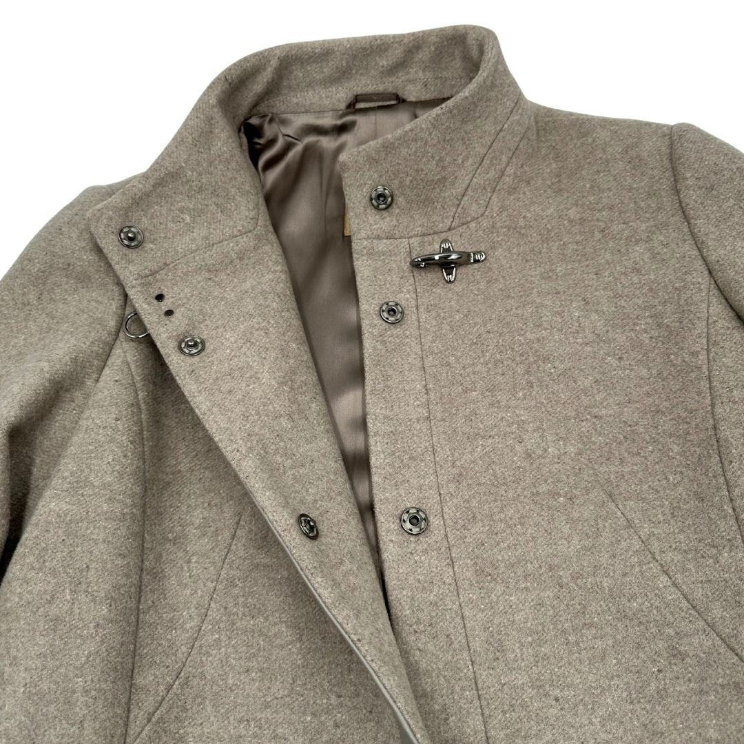  Cappotto in 80% lana e 20% poliammide beige, di lusso, originale, ottime condizioni.
