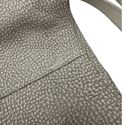 parte ritoccata   Borsa Borbonese in canvas grigio trama occhio di pernice e parti metalliche dorate; munita di doppi manici, indossabile a spalla. Completa di dustbag, di lusso, originale, ottime condizioni, usata. 