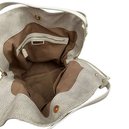 interno  Borsa Borbonese in canvas grigio trama occhio di pernice e parti metalliche dorate; munita di doppi manici, indossabile a spalla. Completa di dustbag, di lusso, originale, ottime condizioni, usata. 
