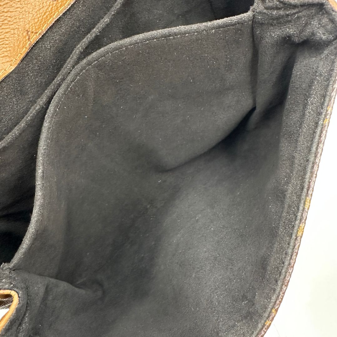 Borsa Louis Vuitton Métis Reverse