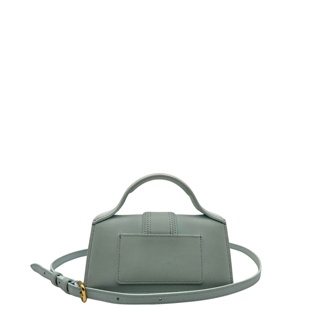 retro  Borsa Jacquemus nella versione Le Bambino, di lusso, originale, ottime condizioni, usata. 