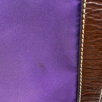 alone v Tote Prada in nylon viola impreziosita da pietre tono su tono sul front, di lusso, originale, ottime condizioni, usata