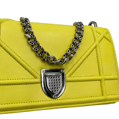 Borsa dior in pelle gialla, di lusso, originale, ottime condizioni, usata. 
