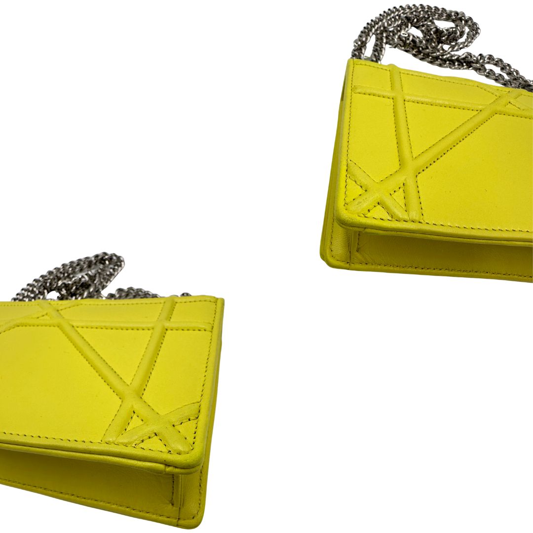 angoli Borsa dior in pelle gialla, di lusso, originale, ottime condizioni, usata. 