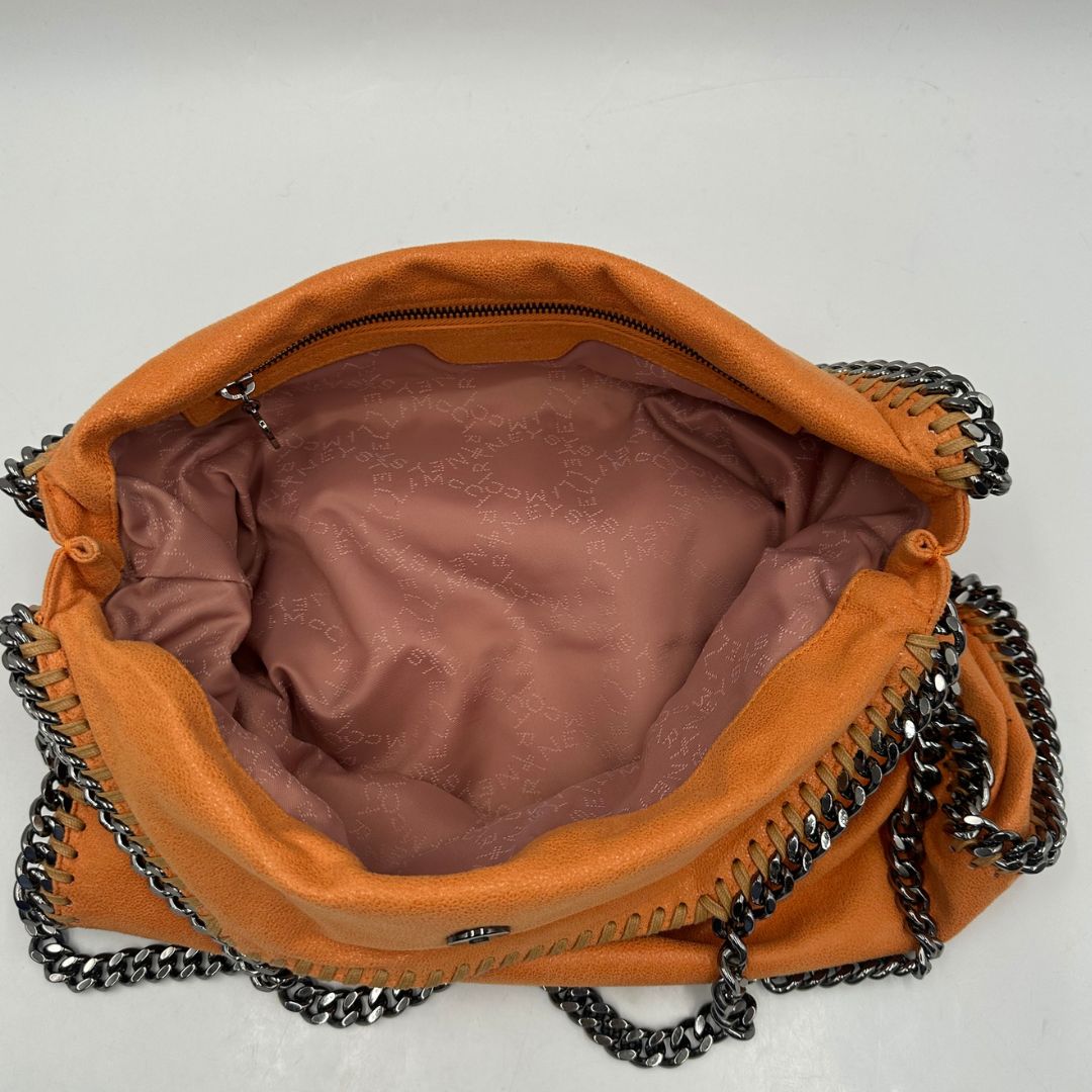 interno Borsa Falabella in tessuto vegano arancione, di lusso, usata, originale, ottime condizioni  