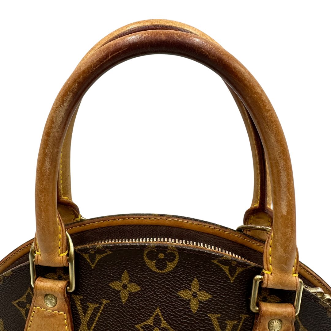 manic Borsa Louis Vuitton nella versione PM realizzata in tela monogram marrone con finiture in vacchetta naturale, di lusso, originale, usata, ottime condizioni. 