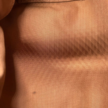 interno Borsa LV in canvas marrone monogram, con parti metalliche dorate, di lusso, originale, ottime condizioni, usata. 
